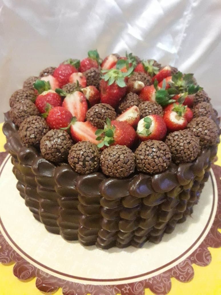 Bolo confeitado — foto 3 de 6